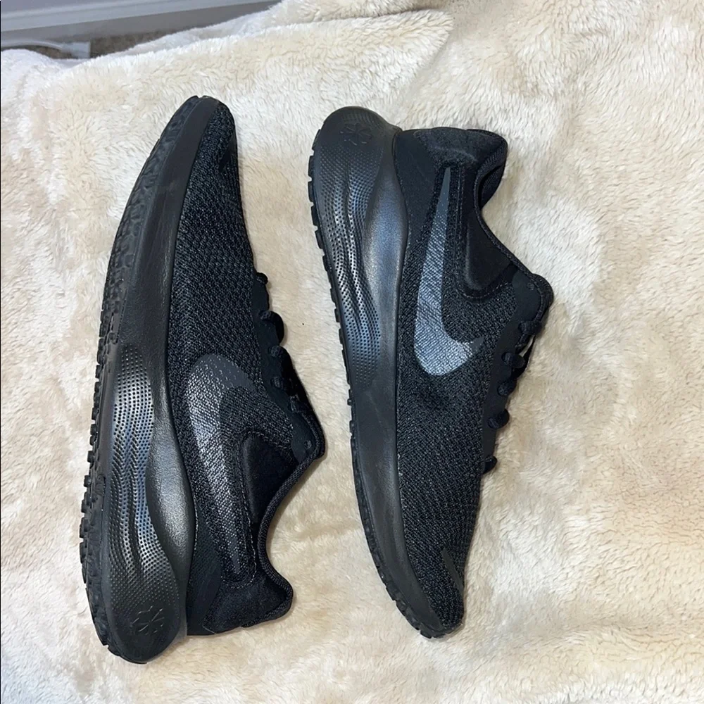 Nike Black Mesh Running Shoes‎